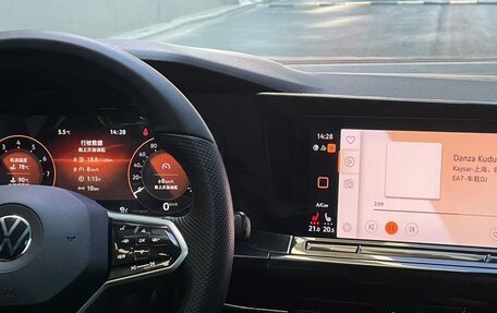 Volkswagen Golf VIII, 2020 год, 1 765 000 рублей, 11 фотография