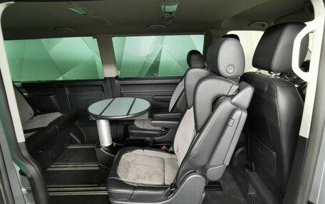 Volkswagen Multivan T6 рестайлинг, 2020 год, 8 000 000 рублей, 12 фотография