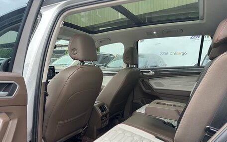 Volkswagen Tiguan II, 2022 год, 3 500 000 рублей, 13 фотография