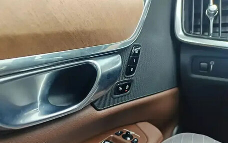 Volvo S90 II рестайлинг, 2021 год, 2 835 000 рублей, 13 фотография