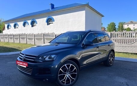 Volkswagen Touareg III, 2013 год, 3 359 000 рублей, 2 фотография