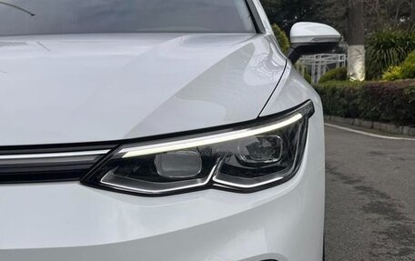Volkswagen Golf VIII, 2022 год, 1 718 000 рублей, 25 фотография