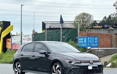 Volkswagen Golf VIII, 2022 год, 2 583 000 рублей, 4 фотография