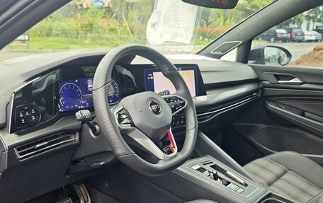 Volkswagen Golf VIII, 2022 год, 2 583 000 рублей, 7 фотография