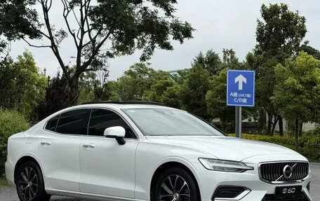 Volvo S60 III, 2022 год, 2 235 000 рублей, 3 фотография