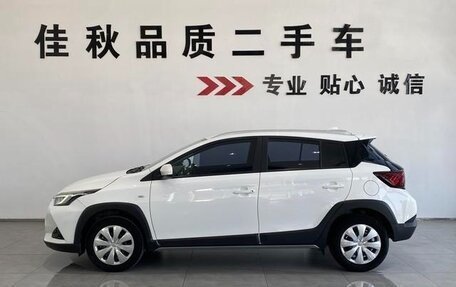 Toyota Yaris XP150 рестайлинг, 2022 год, 1 213 000 рублей, 2 фотография
