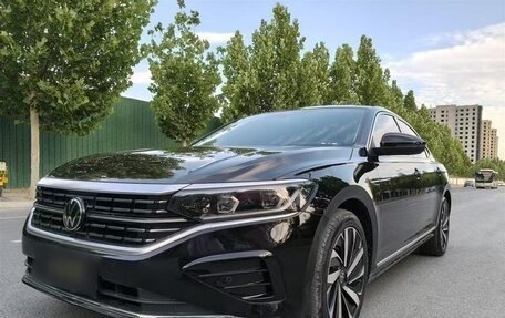 Volkswagen Passat B8 рестайлинг, 2022 год, 2 300 000 рублей, 1 фотография