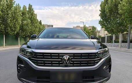 Volkswagen Passat B8 рестайлинг, 2022 год, 2 300 000 рублей, 2 фотография