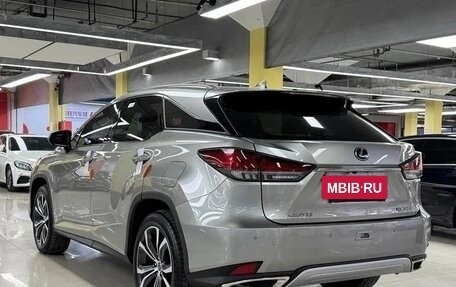 Lexus RX IV рестайлинг, 2021 год, 3 790 000 рублей, 4 фотография