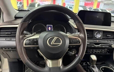 Lexus RX IV рестайлинг, 2021 год, 3 790 000 рублей, 10 фотография