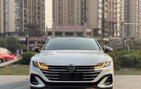 Volkswagen Passat CC, 2022 год, 2 490 000 рублей, 2 фотография