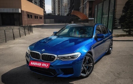 BMW M5, 2018 год, 11 000 000 рублей, 3 фотография
