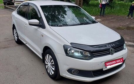 Volkswagen Polo VI (EU Market), 2012 год, 450 000 рублей, 2 фотография