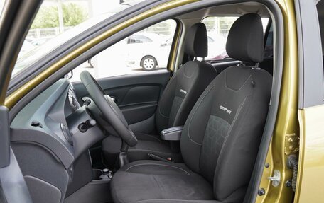 Renault Sandero II рестайлинг, 2016 год, 990 000 рублей, 10 фотография