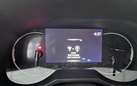 Toyota RAV4, 2024 год, 2 990 000 рублей, 8 фотография