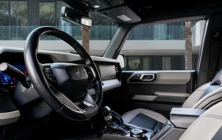 Ford Bronco, 2022 год, 5 986 334 рублей, 8 фотография