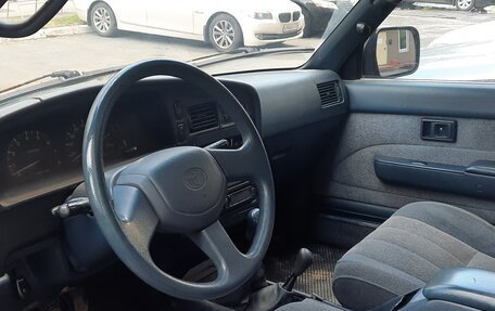 Toyota 4Runner III, 1994 год, 700 000 рублей, 5 фотография