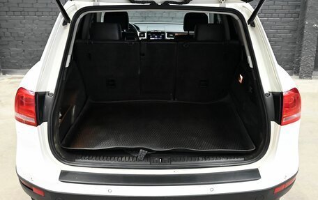 Volkswagen Touareg III, 2011 год, 1 925 000 рублей, 6 фотография