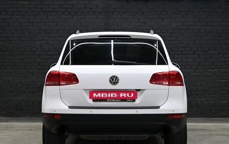 Volkswagen Touareg III, 2011 год, 1 925 000 рублей, 5 фотография