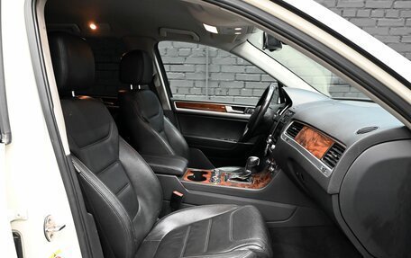 Volkswagen Touareg III, 2011 год, 1 925 000 рублей, 11 фотография