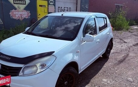 Renault Sandero I, 2012 год, 520 000 рублей, 2 фотография