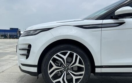 Land Rover Range Rover Evoque II, 2022 год, 2 997 000 рублей, 8 фотография