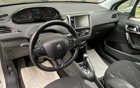 Peugeot 208 II, 2013 год, 599 000 рублей, 7 фотография