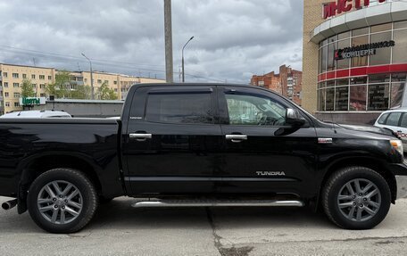 Toyota Tundra II, 2010 год, 3 000 000 рублей, 8 фотография