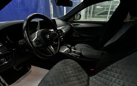 BMW 5 серия, 2018 год, 3 700 000 рублей, 12 фотография