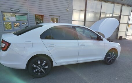 Skoda Rapid I, 2017 год, 750 000 рублей, 3 фотография
