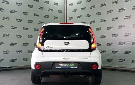 KIA Soul II рестайлинг, 2017 год, 1 590 000 рублей, 7 фотография
