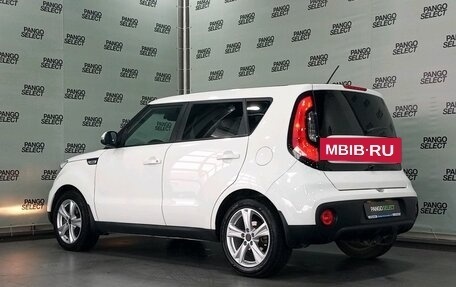 KIA Soul II рестайлинг, 2017 год, 1 590 000 рублей, 6 фотография