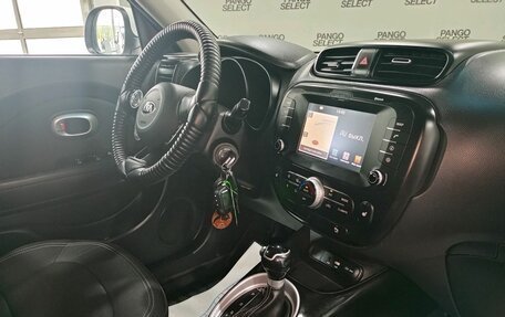 KIA Soul II рестайлинг, 2017 год, 1 590 000 рублей, 22 фотография