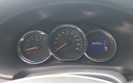 Renault Logan II, 2014 год, 275 000 рублей, 8 фотография