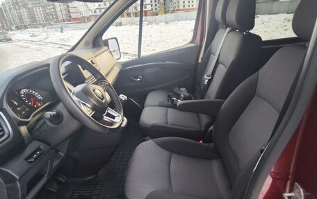 Renault Trafic, 2022 год, 4 500 000 рублей, 8 фотография