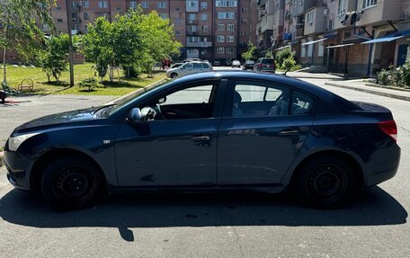 Chevrolet Cruze II, 2010 год, 670 000 рублей, 3 фотография