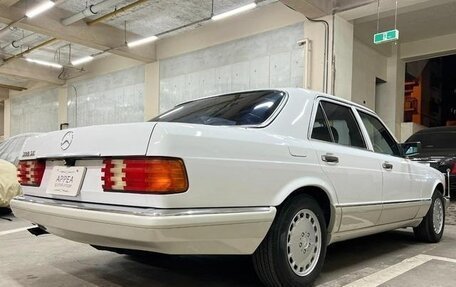 Mercedes-Benz S-Класс, 1988 год, 2 300 000 рублей, 3 фотография