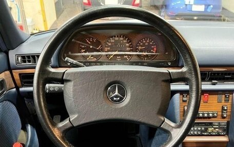 Mercedes-Benz S-Класс, 1988 год, 2 300 000 рублей, 6 фотография