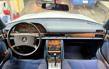 Mercedes-Benz S-Класс, 1988 год, 2 300 000 рублей, 5 фотография