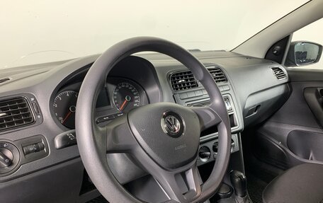 Volkswagen Polo VI (EU Market), 2017 год, 739 000 рублей, 11 фотография