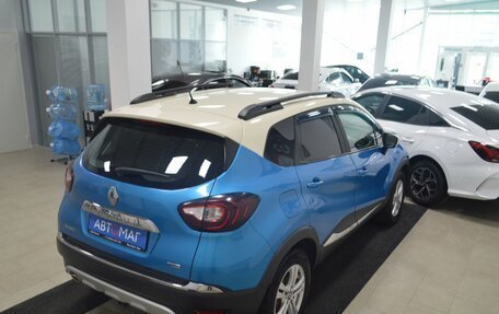 Renault Kaptur I рестайлинг, 2017 год, 1 399 000 рублей, 8 фотография