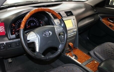Toyota Camry, 2011 год, 1 390 000 рублей, 7 фотография