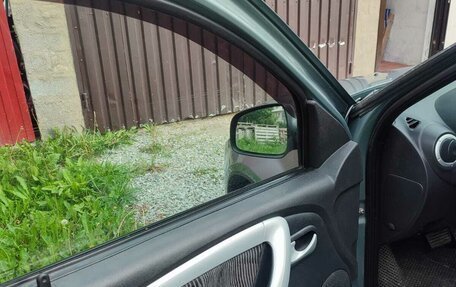 Renault Sandero I, 2010 год, 560 000 рублей, 7 фотография