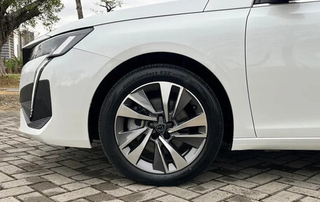 Peugeot 408, 2023 год, 1 830 000 рублей, 8 фотография