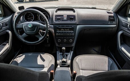 Skoda Yeti I рестайлинг, 2012 год, 900 000 рублей, 15 фотография