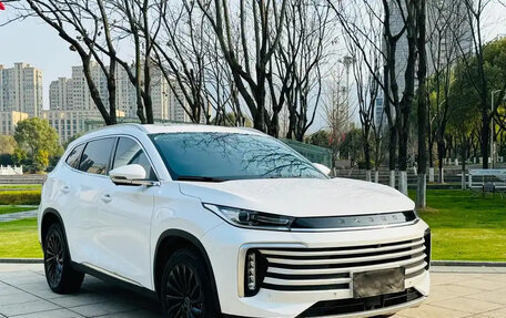 CheryExeed TXL, 2022 год, 1 700 000 рублей, 3 фотография