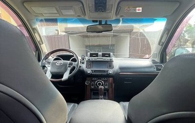Toyota Land Cruiser Prado 150 рестайлинг 2, 2017 год, 3 500 000 рублей, 1 фотография