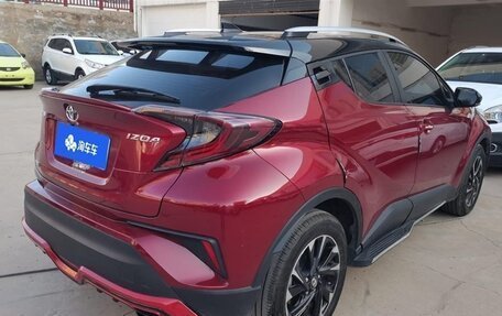 Toyota C-HR I рестайлинг, 2022 год, 1 600 000 рублей, 3 фотография