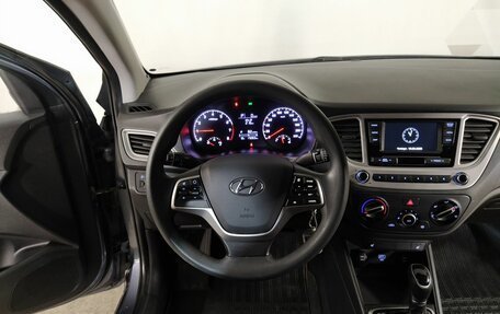 Hyundai Solaris II рестайлинг, 2019 год, 1 199 000 рублей, 11 фотография