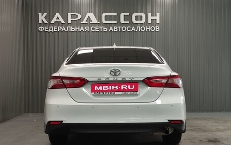 Toyota Camry, 2021 год, 2 595 000 рублей, 4 фотография